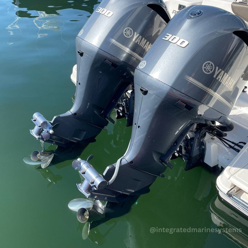 ST230-Dual Outboard + Sterndrive Mounted Thruster