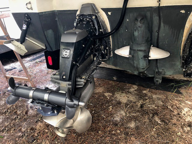 ST340-OB Outboard + Sterndrive Mounted Stern Thruster